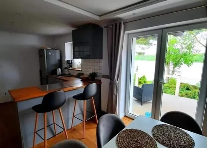 Dom Nad Jeziorem Z Jacuzzi Prázdninový dům