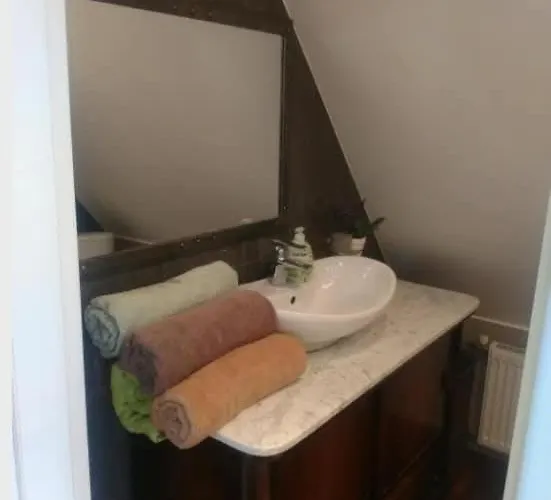 Dom Nad Jeziorem Z Jacuzzi *