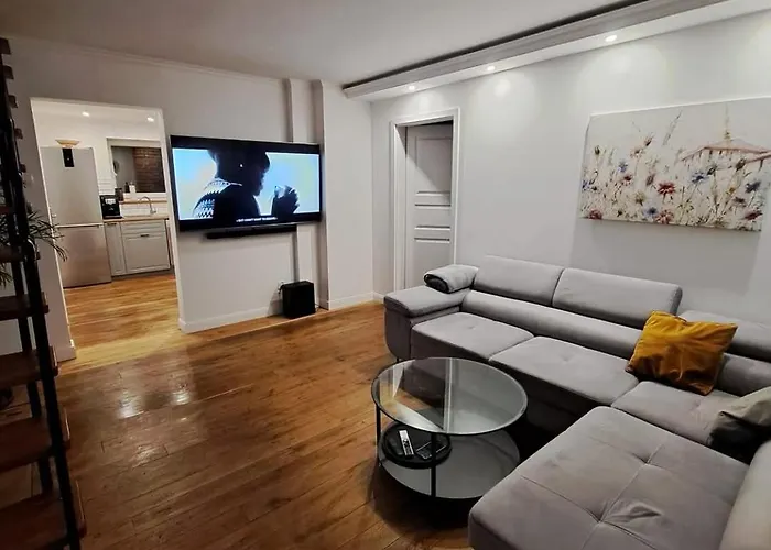 Dom Nad Jeziorem Z Jacuzzi Mrągowo