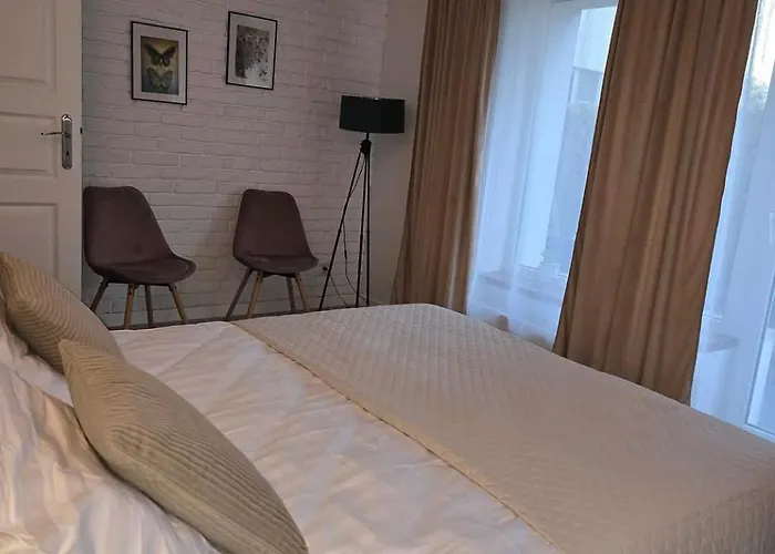 Dom Nad Jeziorem Z Jacuzzi *